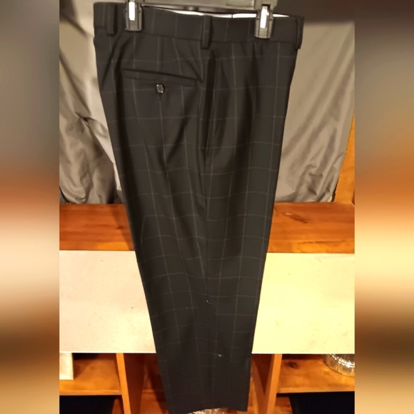 Ralph Lauren Dress Pants 36W/29H - Picture 5 of 7